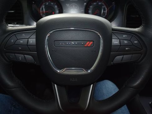 Used 2017 Dodge Charger SXT w/ AWD Plus Group image 23
