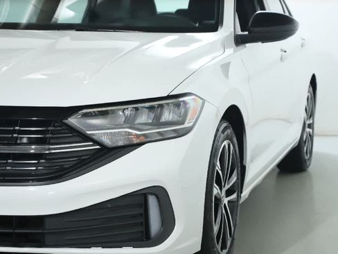 Certified 2024 Volkswagen Jetta Sport FWD image 4