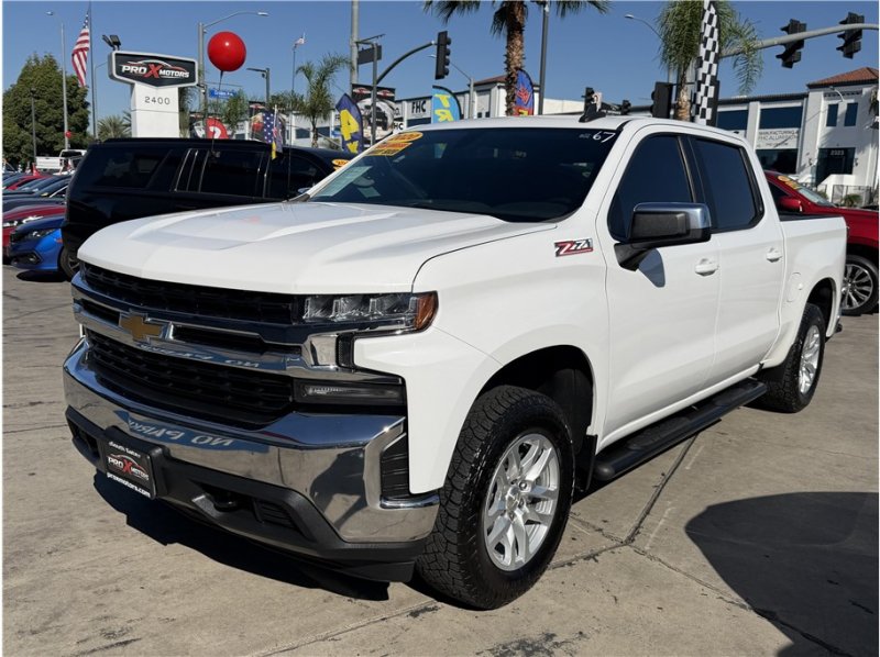 Used 2020 Chevrolet Silverado 1500 LT w/ All-Star Edition AWD/4WD image 3