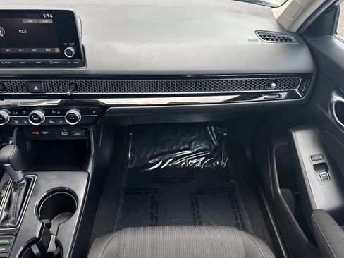 Certified 2024 Honda Civic EX image 28