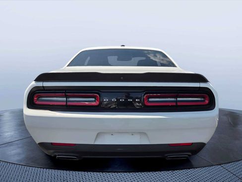 Used 2023 Dodge Challenger R/T RWD image 5
