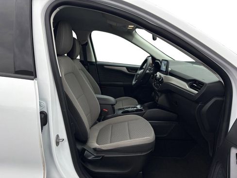 Used 2022 Ford Escape SE image 22