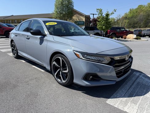 Used 2022 Honda Accord Sport Special Edition image 3