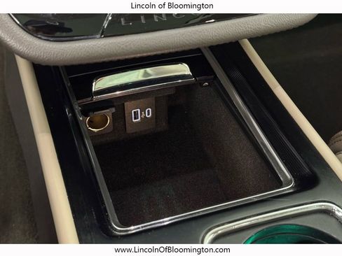 Used 2022 Lincoln Corsair Reserve w/ Equipment Group 201A image 32