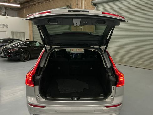 Used 2022 Volvo XC60 T8 Inscription Expression image 17