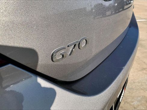 Used 2025 Genesis G70 2.5T image 30