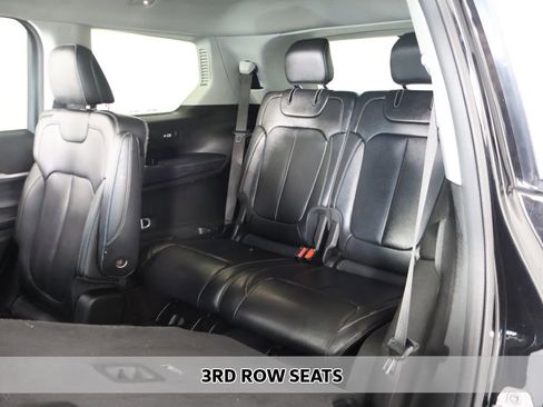 Used 2022 Jeep Grand Cherokee L Limited AWD/4WD image 8