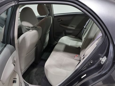 Used 2010 Toyota Corolla LE image 17