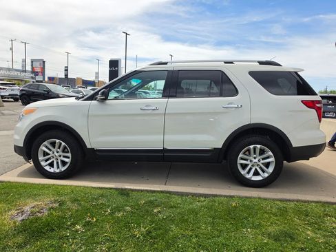 Used 2012 Ford Explorer XLT AWD/4WD image 8