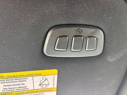 Used 2018 Ford F150 Platinum w/ Equipment Group 701A Luxury AWD/4WD image 44