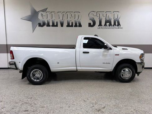 Used 2022 RAM 3500 Tradesman image 28