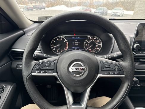 Used 2022 Nissan Altima 2.5 SV image 20