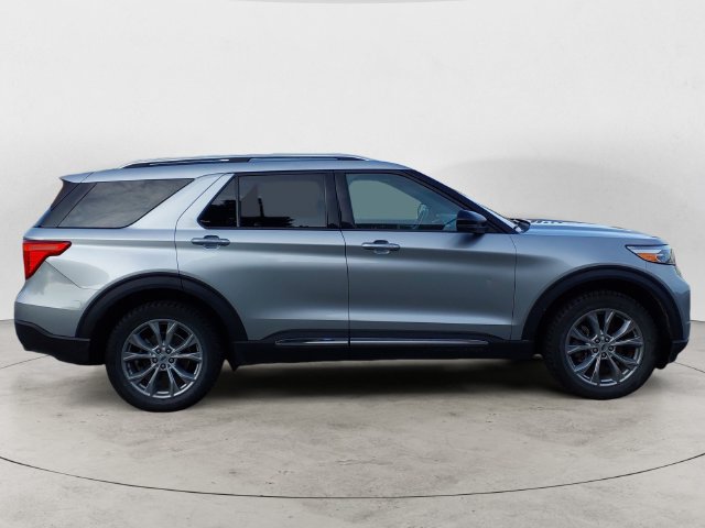 Used 2020 Ford Explorer Limited AWD/4WD image 4