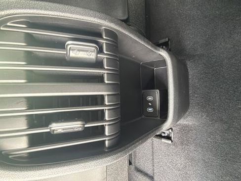 Used 2024 Hyundai Kona SEL FWD image 21