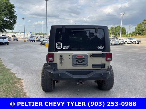 Used 2018 Jeep Wrangler Unlimited Sport S image 6