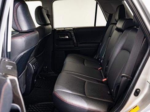 Used 2020 Toyota 4Runner TRD Off-Road Premium image 33