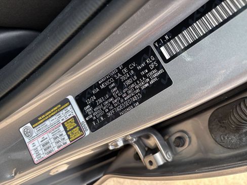 Used 2025 Kia K4 FWD image 28