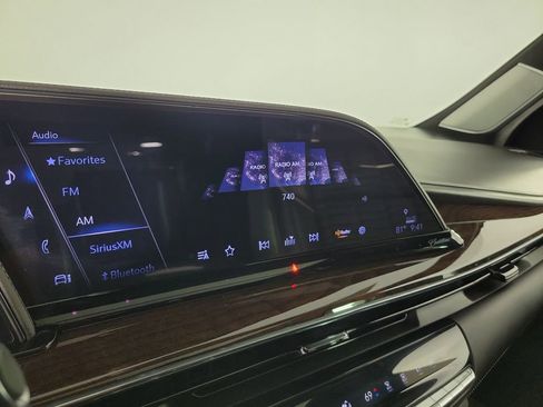 Used 2023 Cadillac Escalade Premium Luxury Platinum RWD image 27