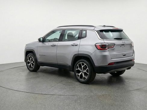 Used 2025 Jeep Compass Limited AWD/4WD image 6