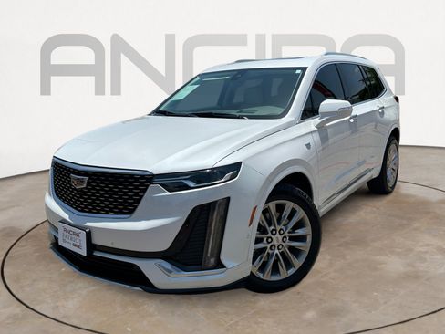 Used 2023 Cadillac XT6 Premium Luxury w/ Technology Package AWD/4WD image 4