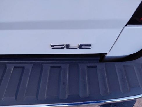 Used 2018 GMC Sierra 1500 SLE w/ SLE Value Package image 33