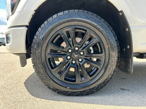 Used 2025 Ford F150 Platinum AWD/4WD image 15