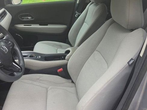 Used 2019 Honda HR-V EX image 14