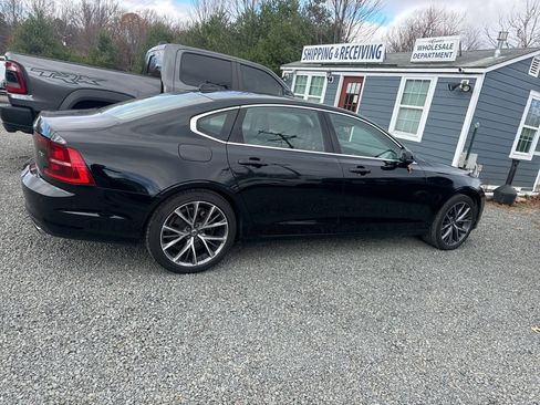 Used 2018 Volvo S90 T5 Momentum w/ Convenience Package image 7