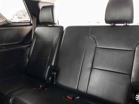 Used 2019 Chevrolet Traverse Premier image 25