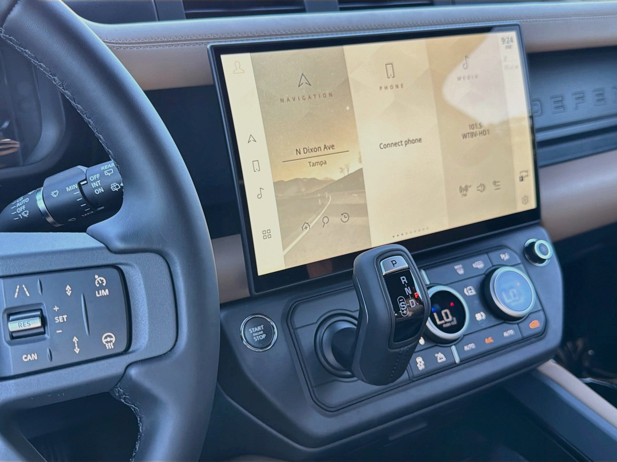 New 2026 Land Rover Defender 110 X-Dynamic SE AWD/4WD image 27