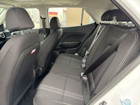 New 2026 Hyundai Venue SEL FWD image 12