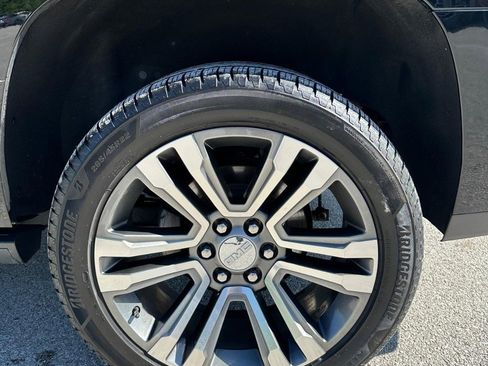 Used 2020 GMC Yukon Denali w/ Denali Ultimate Package AWD/4WD image 17