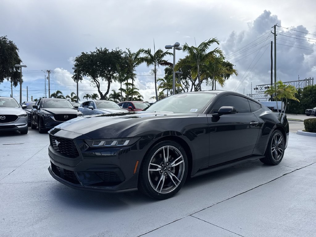 Used 2024 Ford Mustang Coupe RWD image 28