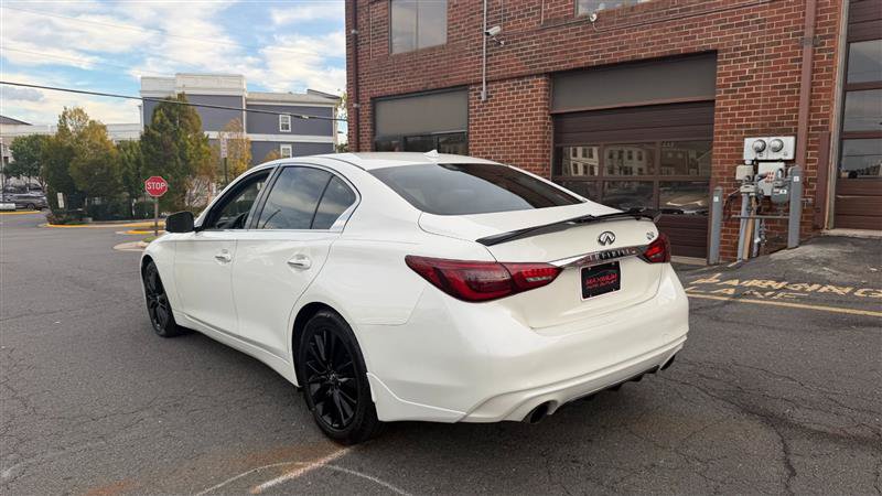 Used 2018 INFINITI Q50 Luxe w/ Essential Package (3.0T Luxe) RWD image 13