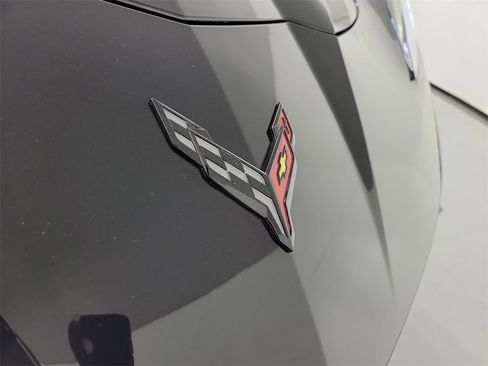 Used 2020 Chevrolet Corvette Stingray Preferred Cpe w/ 2LT Preferred Equipment Group image 5