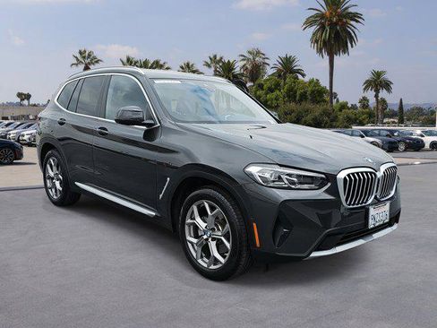Used 2024 BMW X3 sDrive30i w/ Premium Package w/ZPA image 3