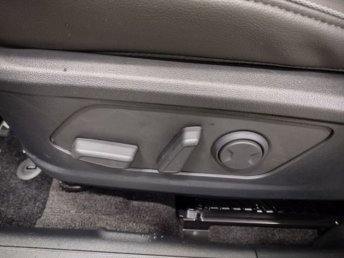 New 2026 Hyundai Tucson Limited image 24