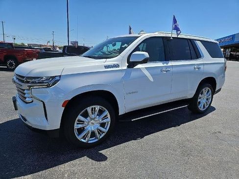 Used 2023 Chevrolet Tahoe High Country AWD/4WD image 2