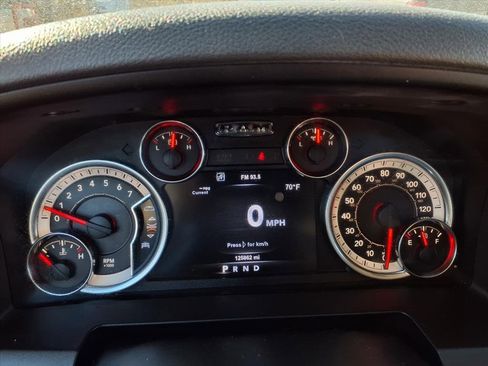 Used 2017 RAM 1500 Classic SLT w/ SLT Plus D￩cor Group image 14