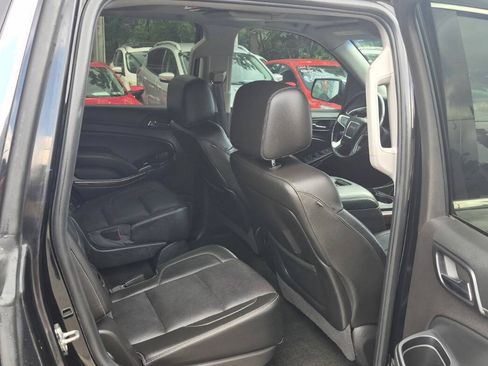 Used 2016 GMC Yukon SLT w/ Open Road Package AWD/4WD image 9