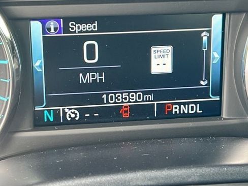 Certified 2017 Chevrolet Silverado 1500 LT w/ All Star Edition image 36