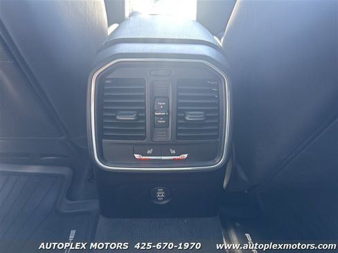 Used 2017 Porsche Macan image 19