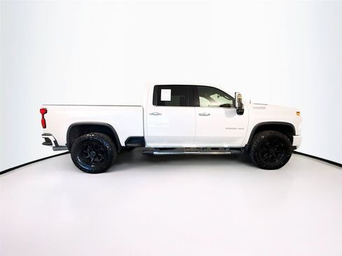 Used 2023 Chevrolet Silverado 2500 High Country AWD/4WD image 36