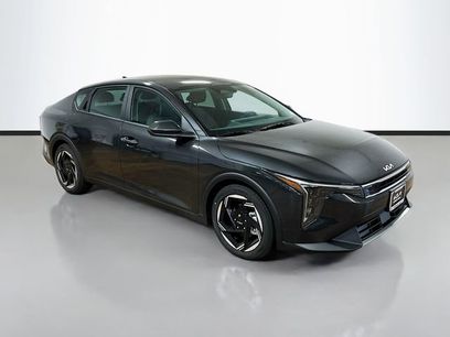 New 2025 Kia K4 EX