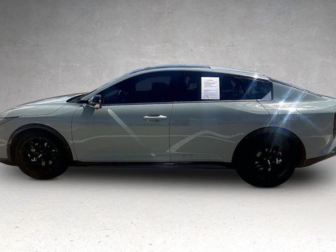 Certified 2025 Kia K4 GT-Line Turbo FWD image 3