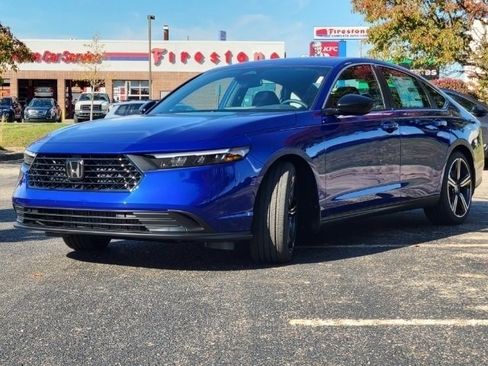 Used 2024 Honda Accord Sport image 17