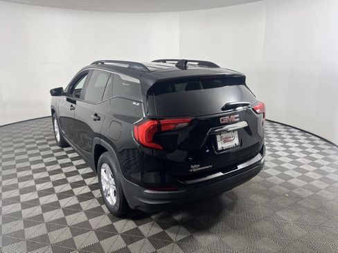 Used 2021 GMC Terrain SLE w/ Driver Convenience Package image 5