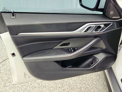 Used 2023 BMW i4 eDrive40 w/ Premium Package image 11