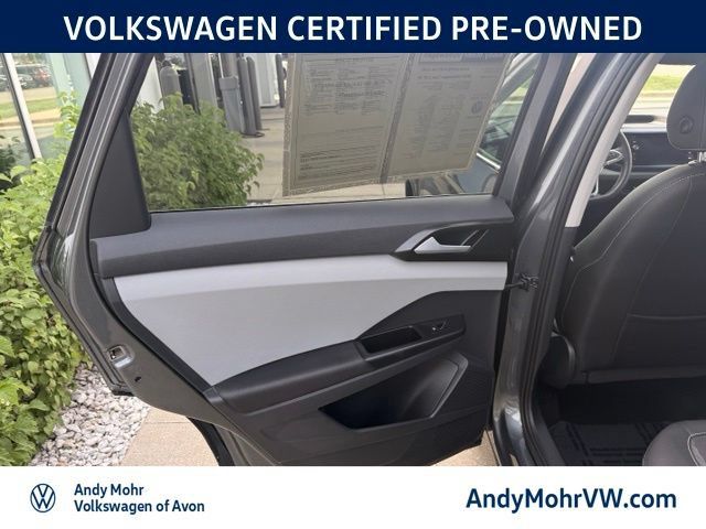 Used 2023 Volkswagen Taos SE FWD image 21