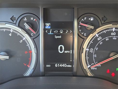 Used 2021 Toyota 4Runner Limited image 21